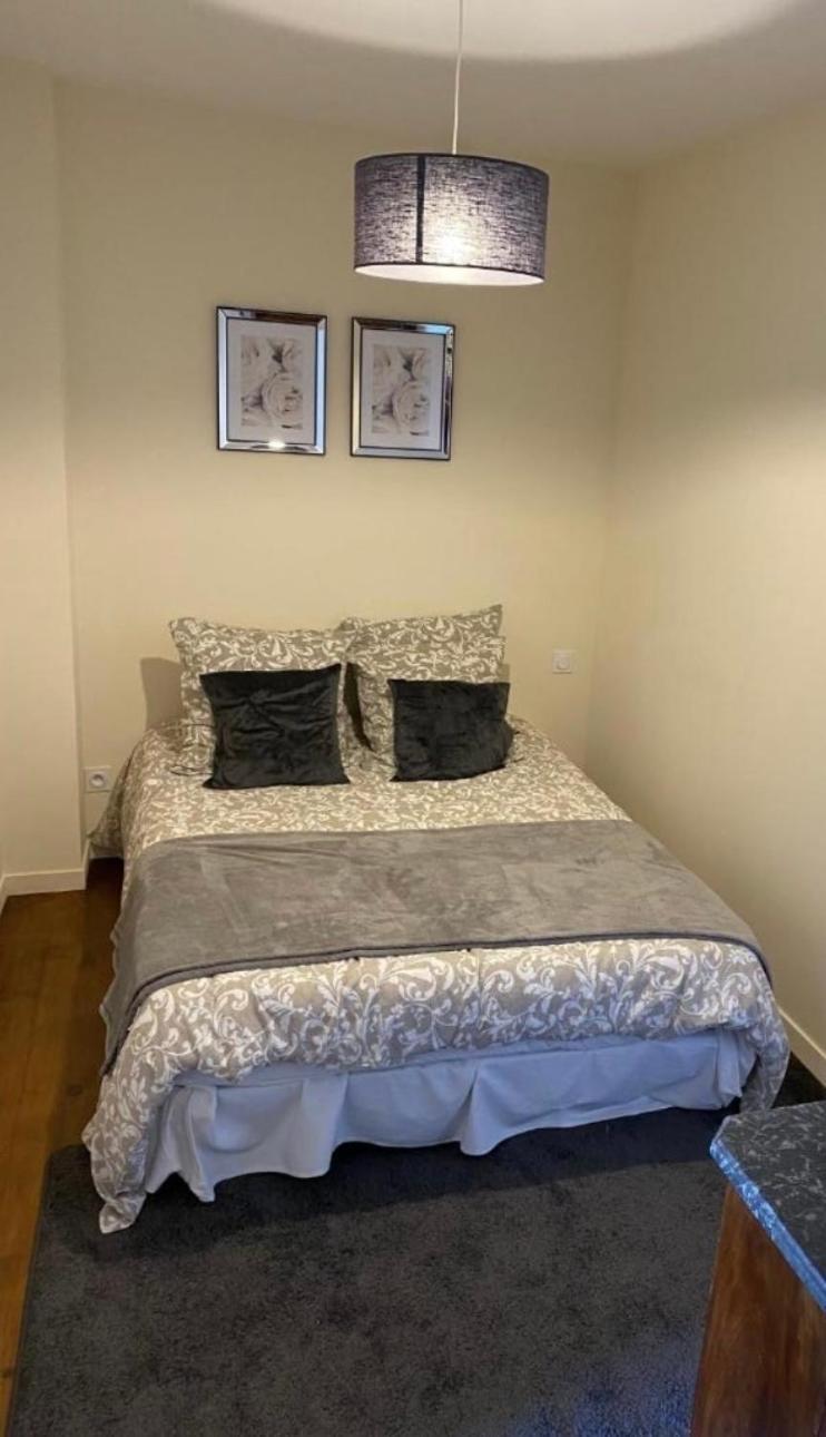 Chambres D'Hotes Autour De La Rose Онфльор Екстериор снимка